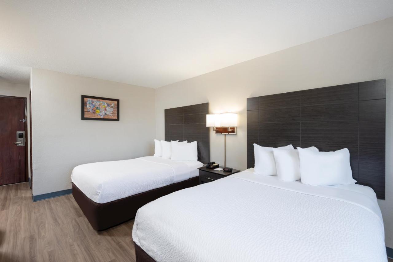 Days Inn By Wyndham Somerset Pa I-70 I-76 Экстерьер фото